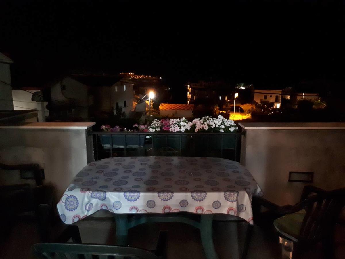 Guesthouse Mare Bar Buitenkant foto